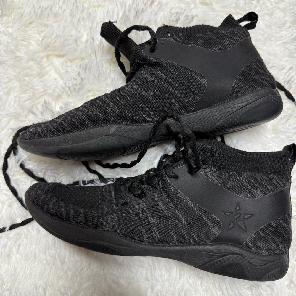 Rebel Revolution Blackout mid top cheer shoes size adult 7